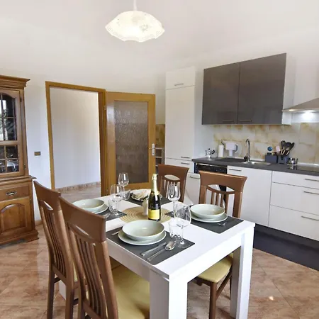 Maria Picudo By Interhome *